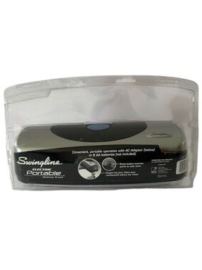 Swingline (2007) Electric Portable Desktop 3-Hole Punch - Batteries Not Included